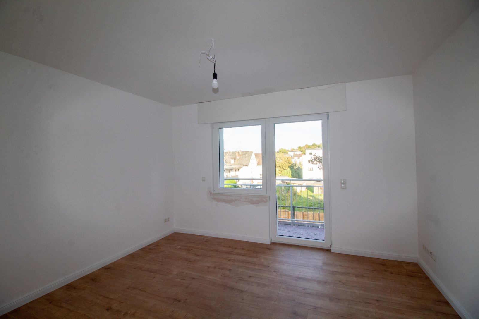 Exklusives Mehrfamilienhaus – Moderne Eleganz mit großzügigem Wohnkomfort!