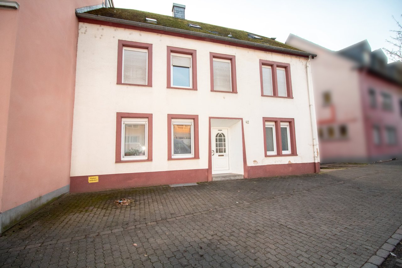 Grundstück mit Bauvoranfrage für über 800m² Wohnfläche!