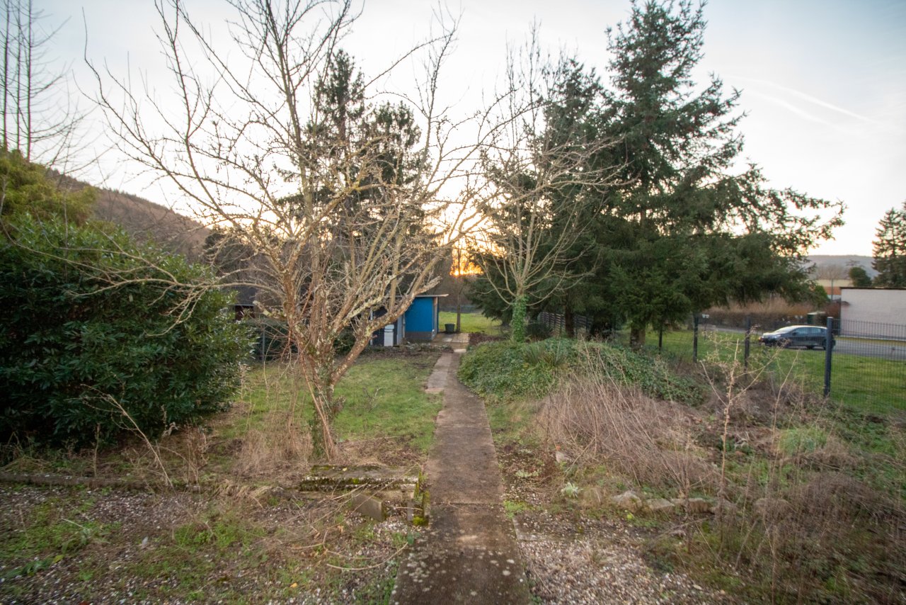 Grundstück mit Bauvoranfrage für über 800m² Wohnfläche!