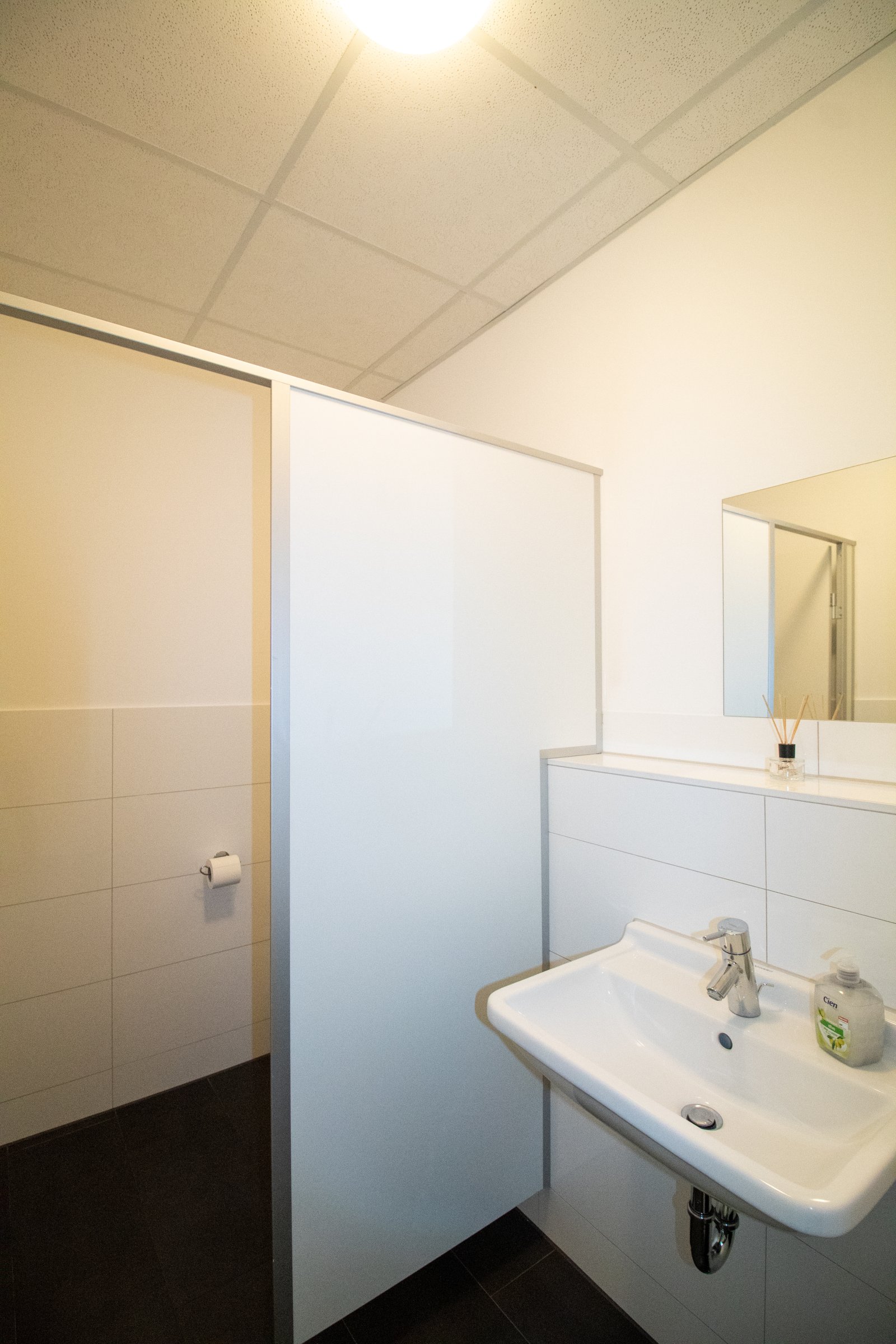 Moderne Bürofläche mit eigenem Eingang in der Dotzheimer Straße!