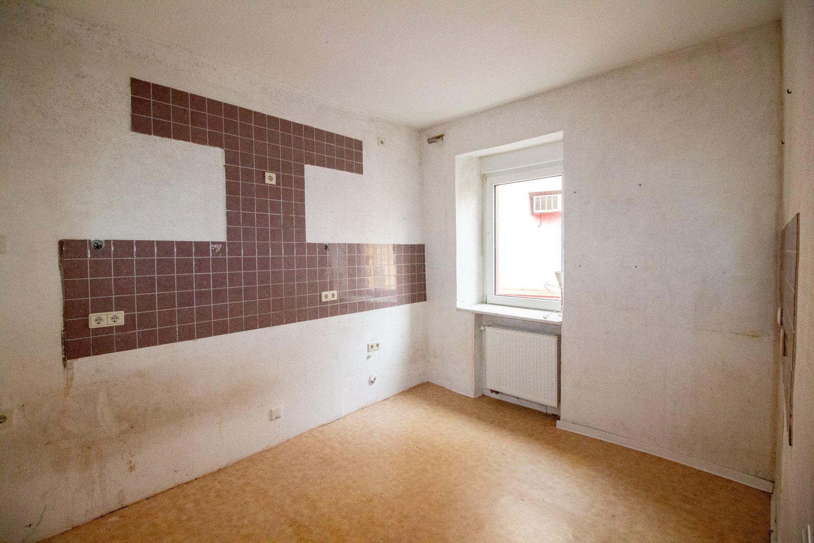 Ein- oder Mehrfamilienhaus mit potenziellem Bauland!