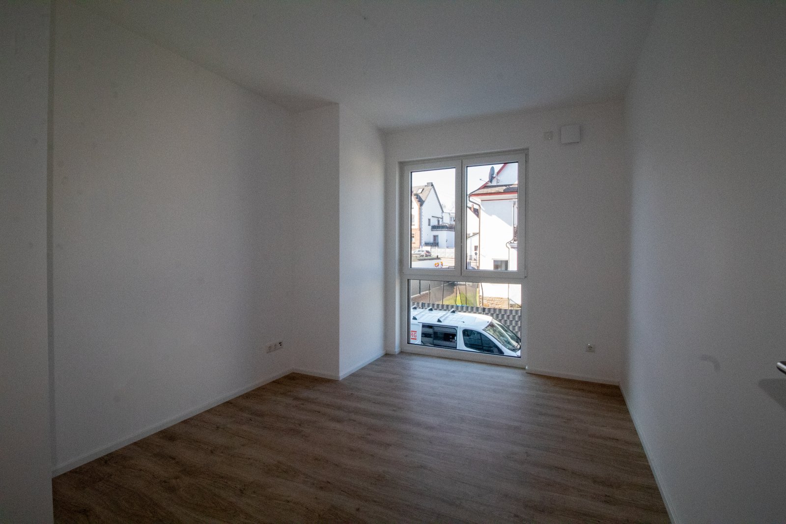 Wohnung mit Garten, Terrasse und Stellplätzen!