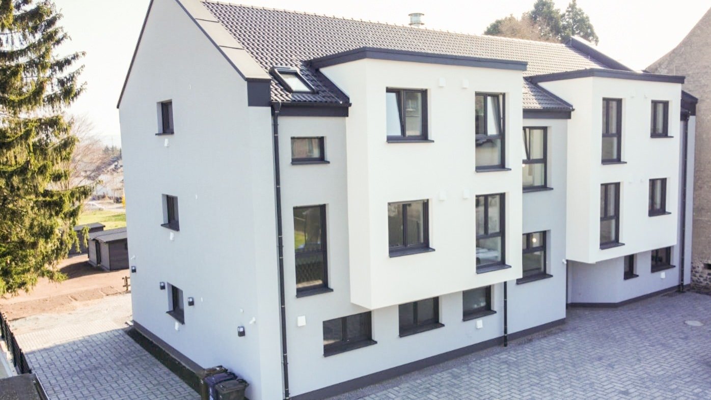 Wohnung mit Garten, Terrasse und Stellplätzen!