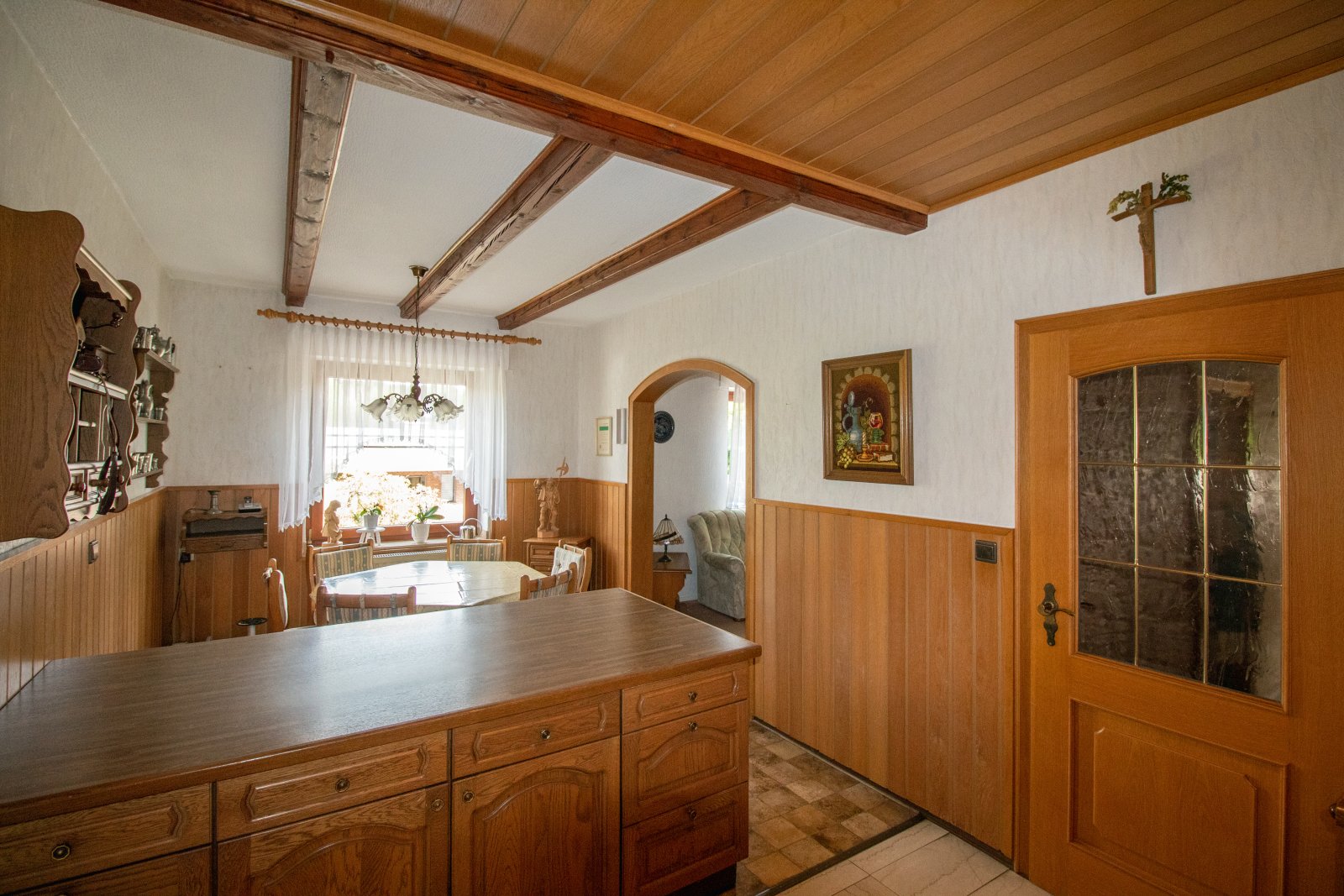 Gemütliches Tuffsteinhaus mit großzügigem Grundstück!