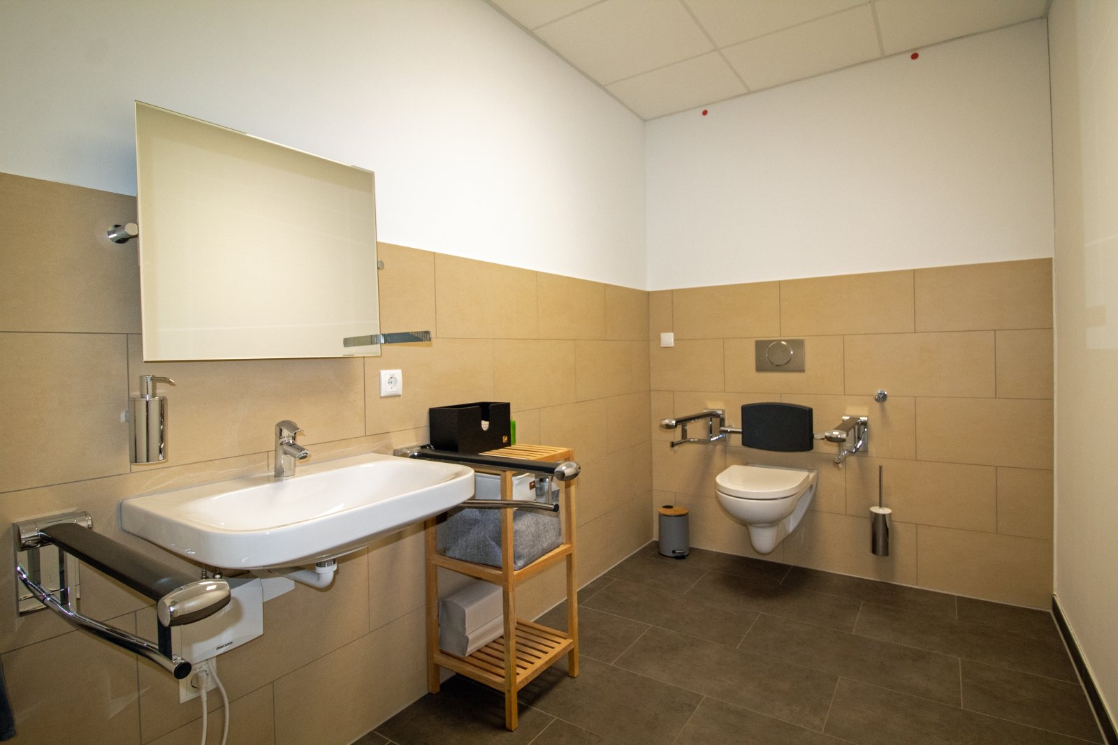 Moderne Bürofläche mit Aufzug und vielen Extras!