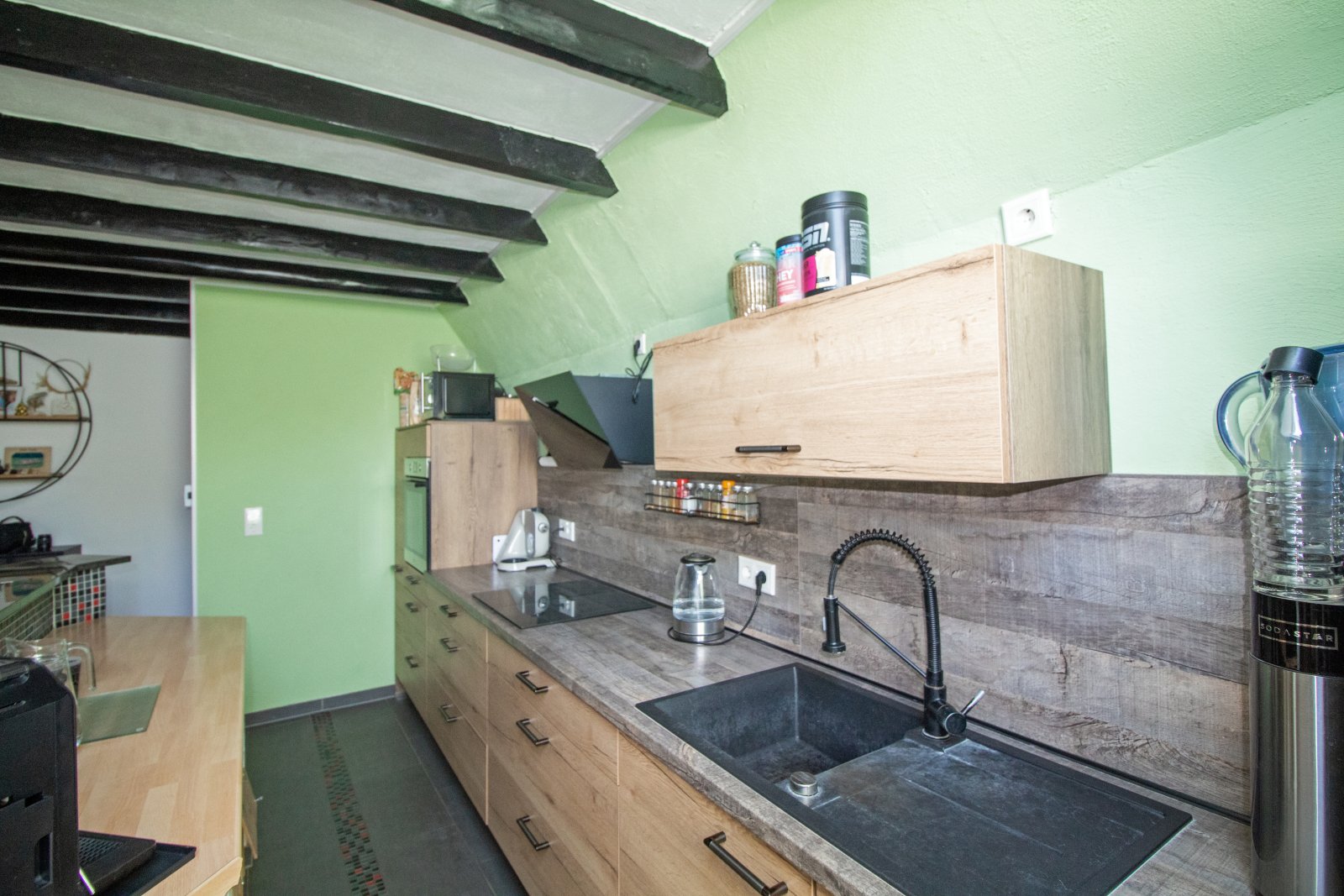 Großzügige Wohnung im Grünen mit Dachterrasse!