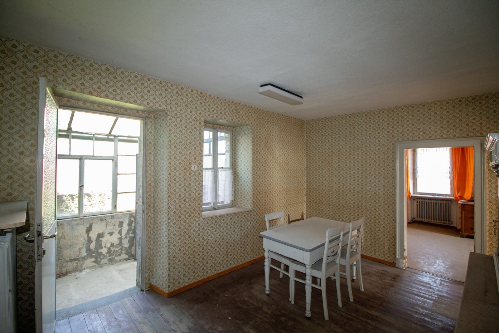 Raum für Visionen: Ein Haus voller Möglichkeiten in zentraler Lage mit zusätzlichem Baugrundstück!
