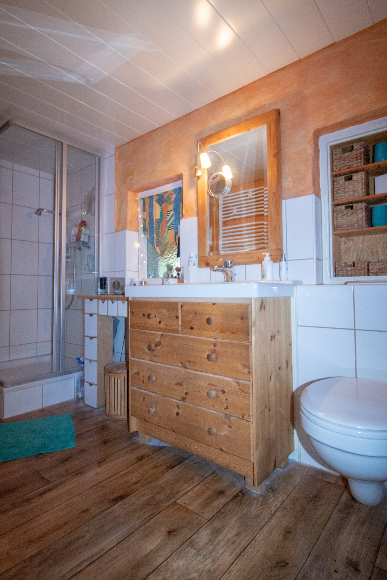 Einladendes Tuffsteinhaus mit Wintergarten – Ihr neues Zuhause!