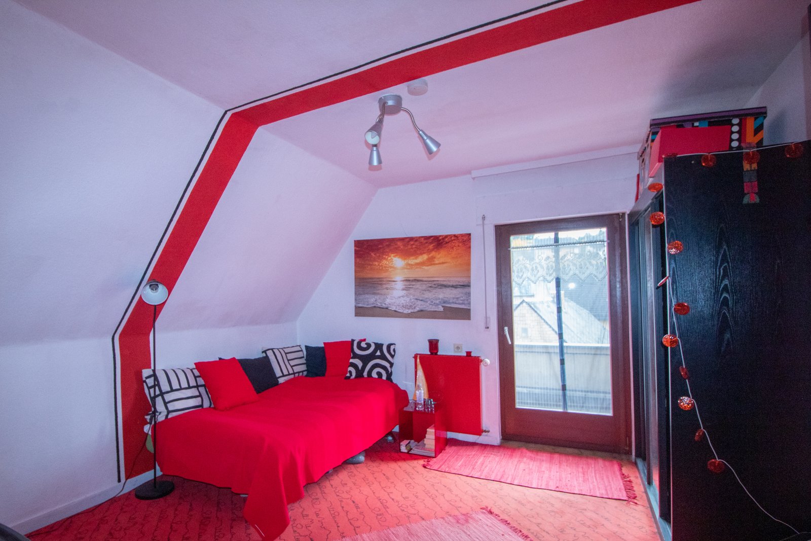 Einladendes Tuffsteinhaus mit Wintergarten – Ihr neues Zuhause!