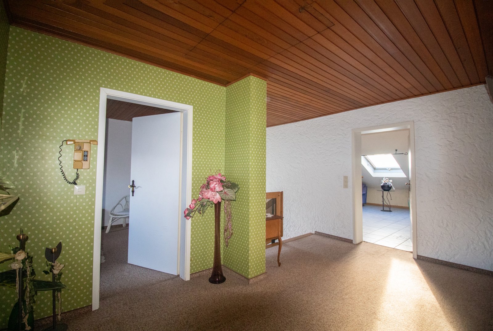 Ihr neues Zuhause – Lichtdurchflutete Räume und ruhige Lage!