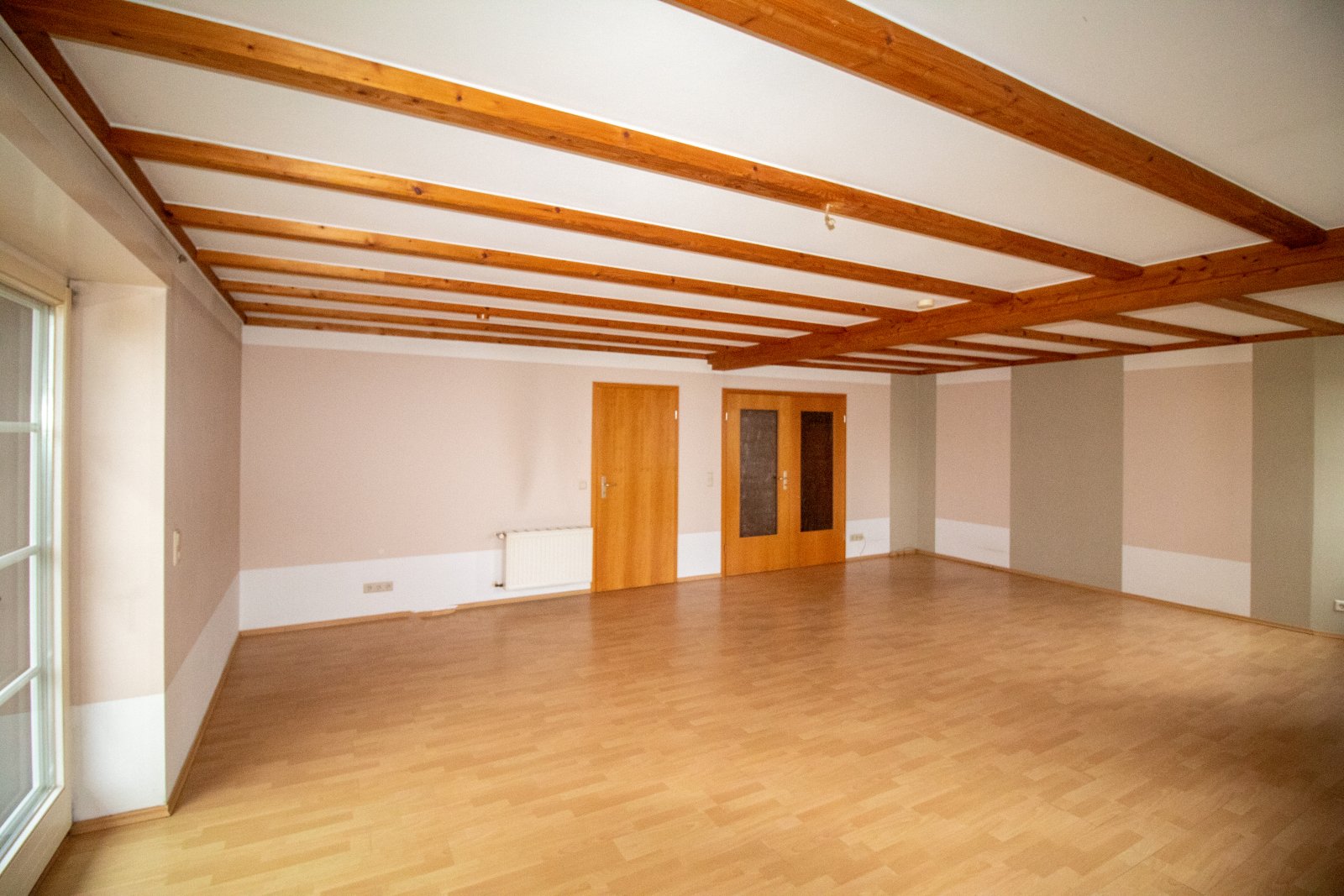 Ihr neues Zuhause: Lichtdurchflutete 4-Zimmer-Wohnung mit Charme!