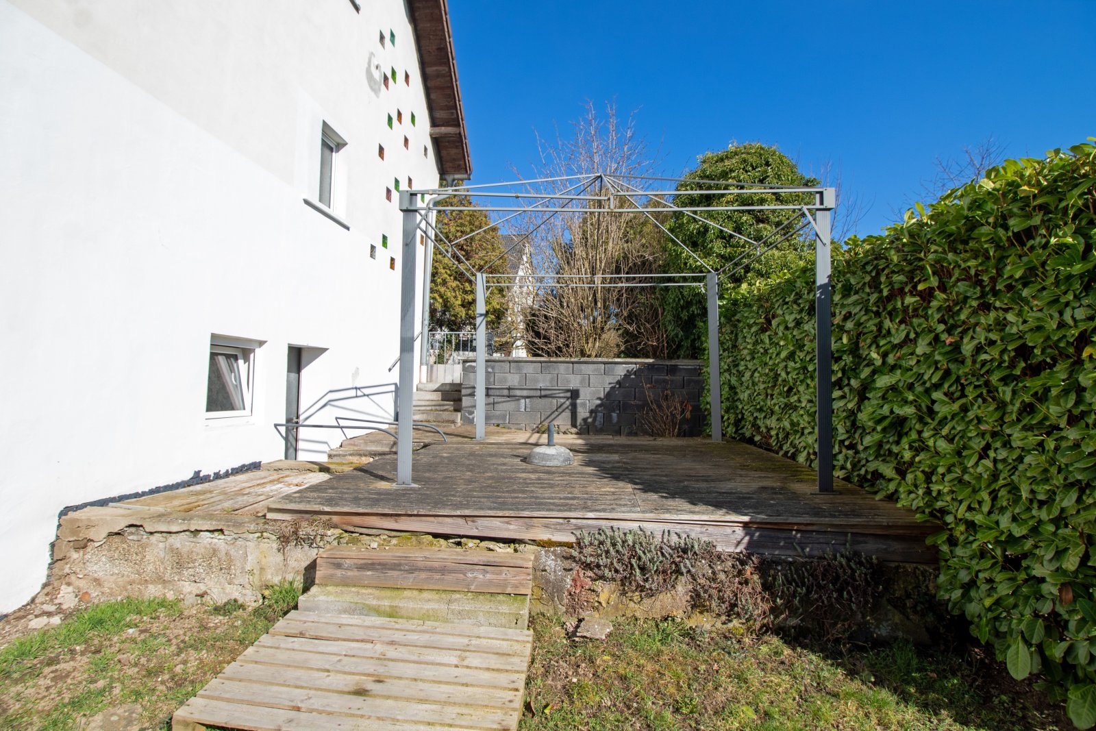 Ihr neues Zuhause: Charmantes Einfamilienhaus mit grüner Oase!