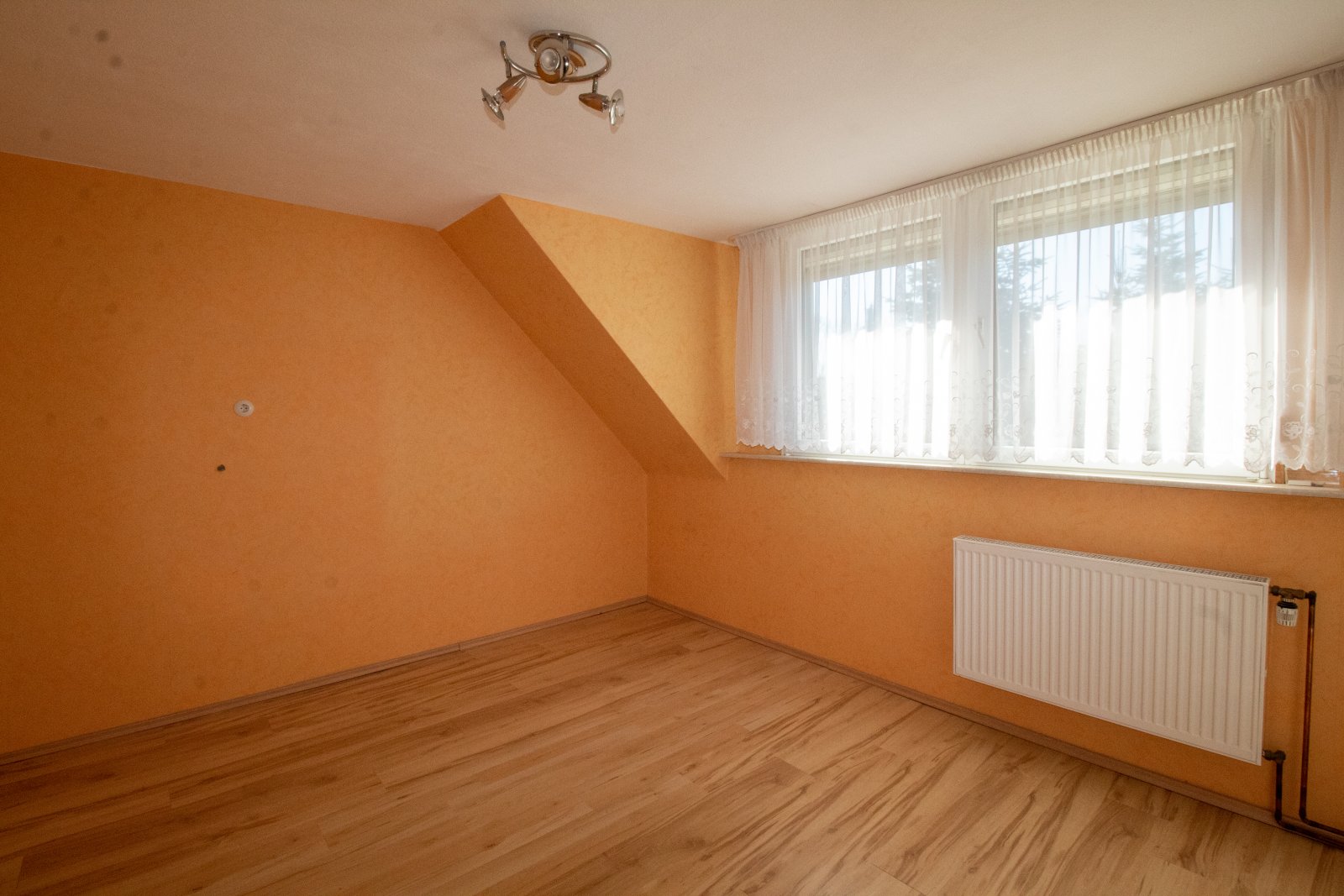 Ihr neues Zuhause: Charmantes Einfamilienhaus mit grüner Oase!