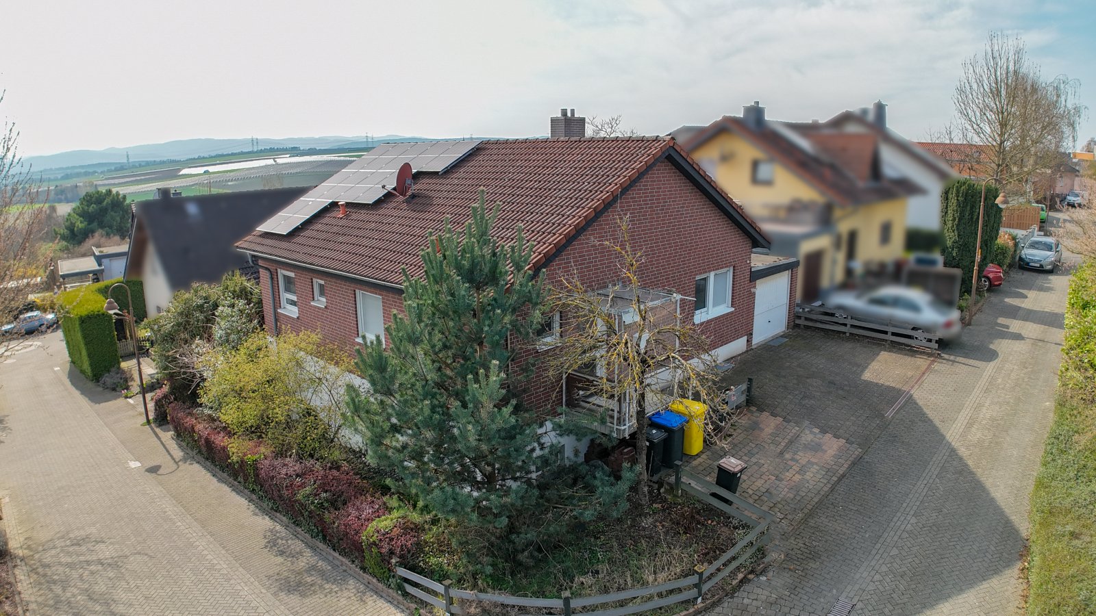 Charmantes Wohnen in der Grafschaft – Solider Bungalow mit zusätzlichem Wohnraum und Wohlfühlambiente!