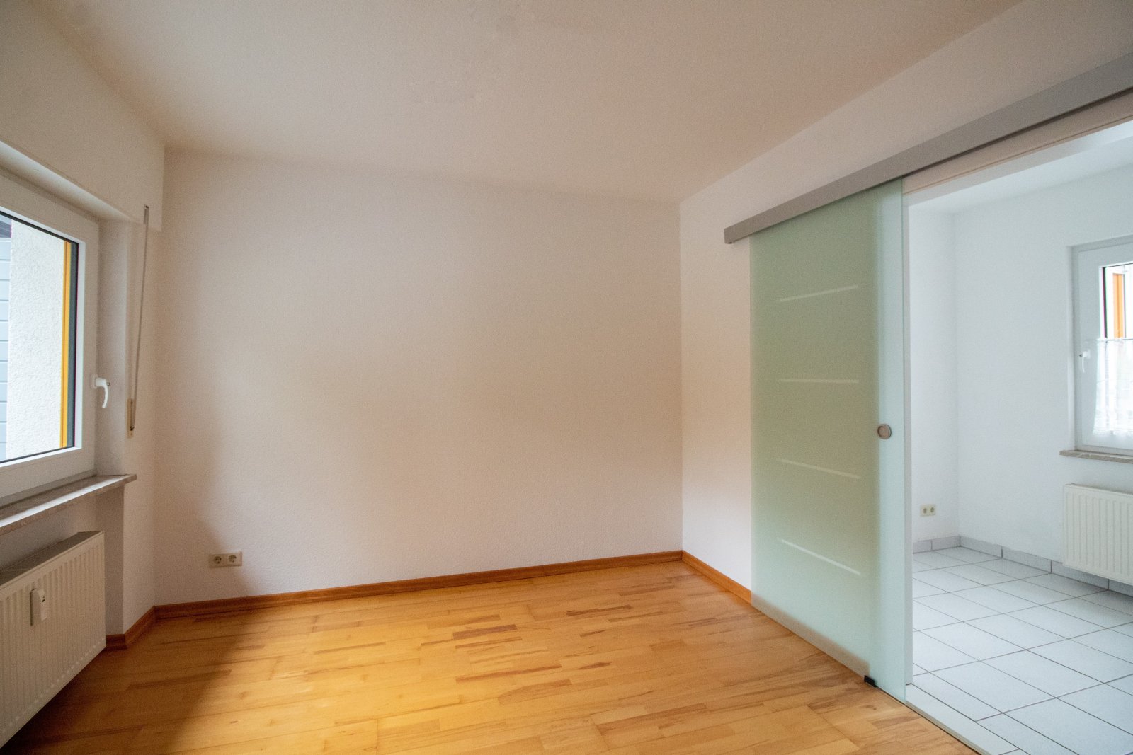 Modernes Wohnen mit Charme – Stilvolle Doppelhaushälfte in Bad Breisig zu vermieten