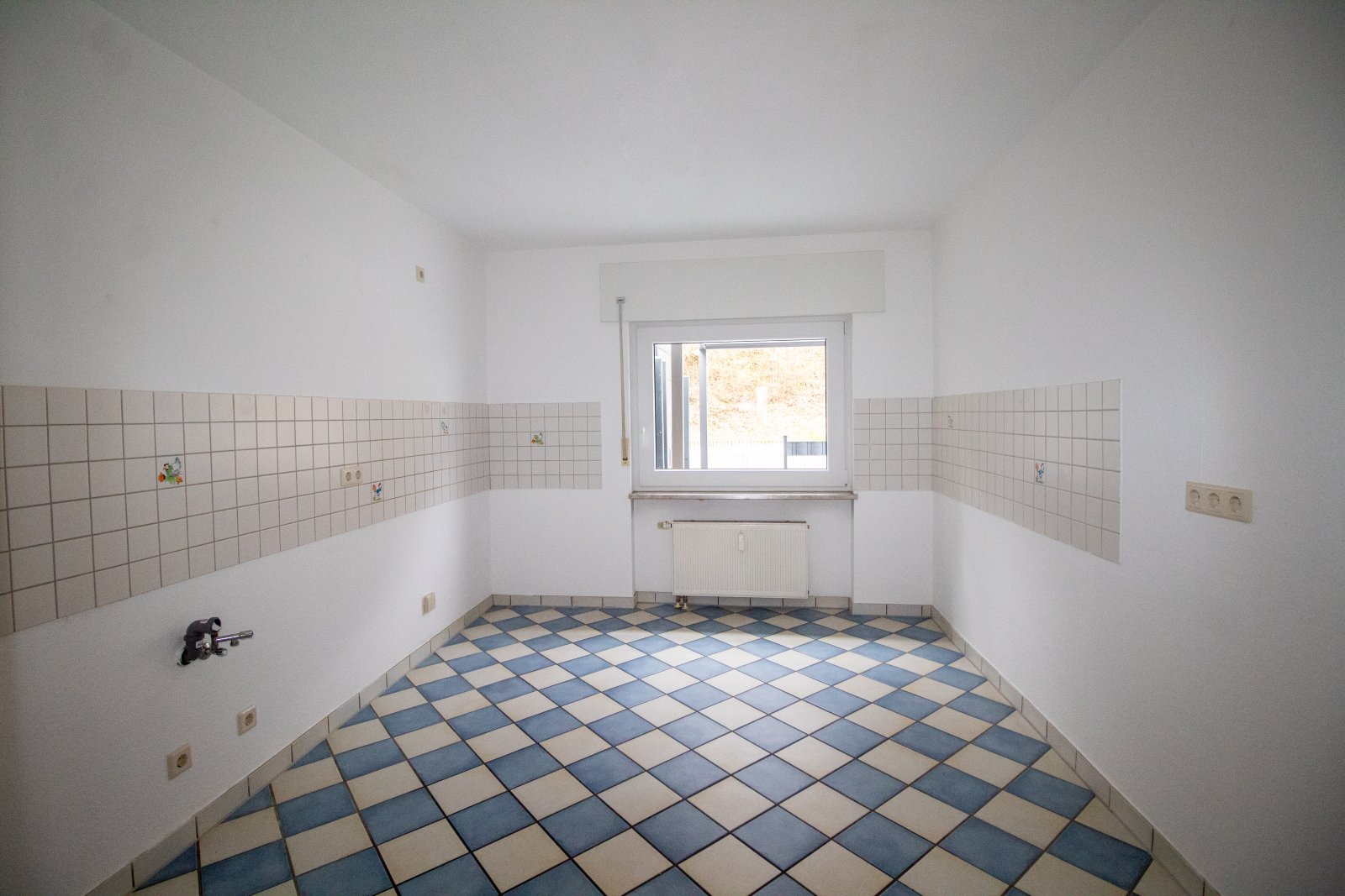 Modernes Wohnen mit Charme – Stilvolle Doppelhaushälfte in Bad Breisig zu vermieten