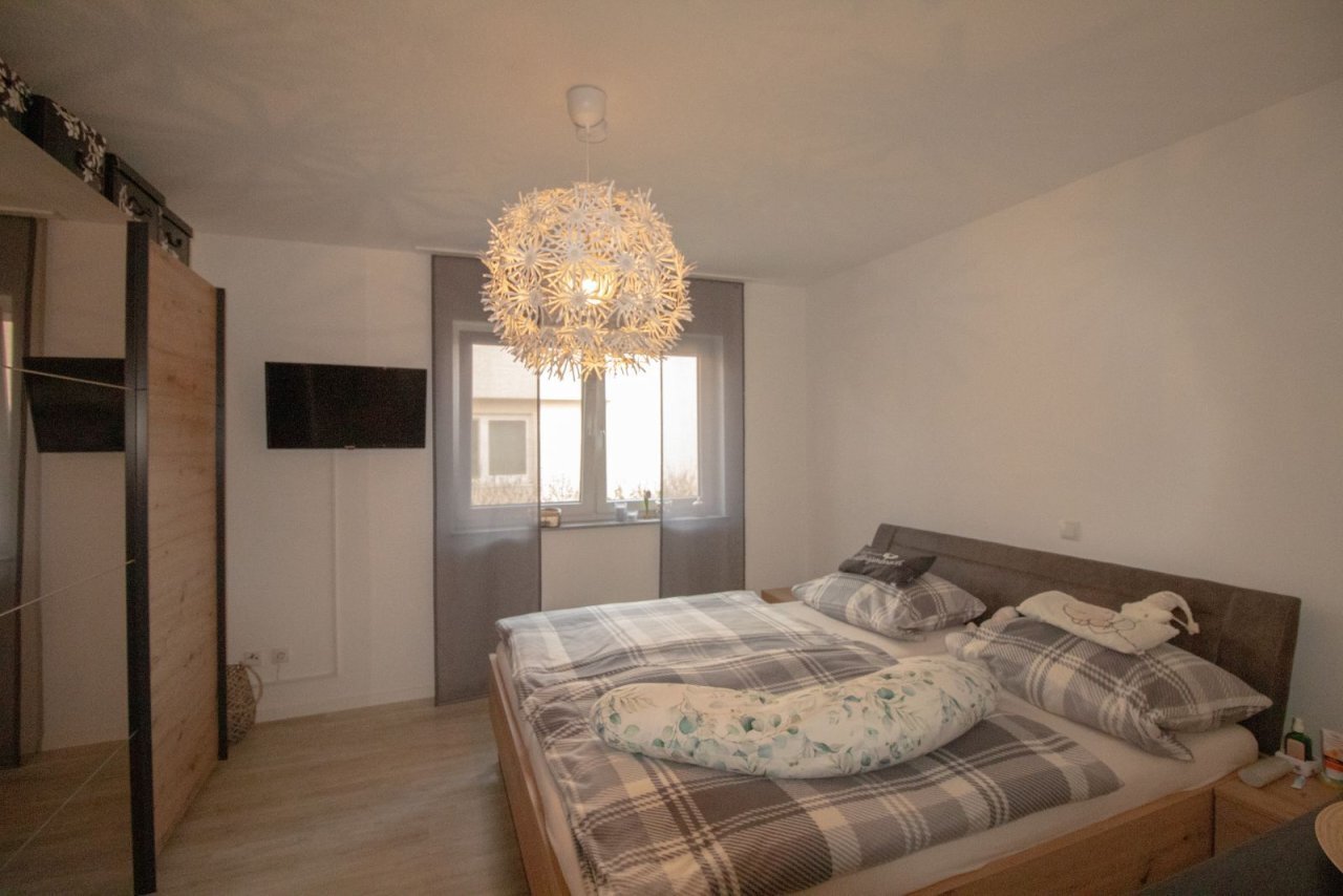 Elegante Erdgeschosswohnung mit Garten und Garage – Wohnen in Mayen mit Stil und Komfort