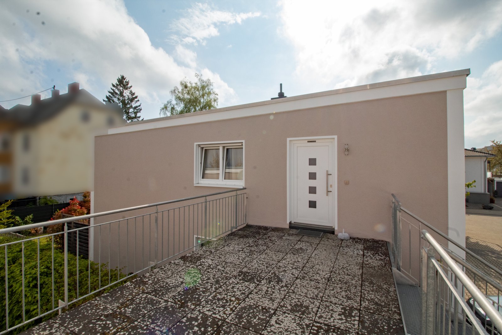 Mehrfamilienhaus in Top Lage und Zustand!