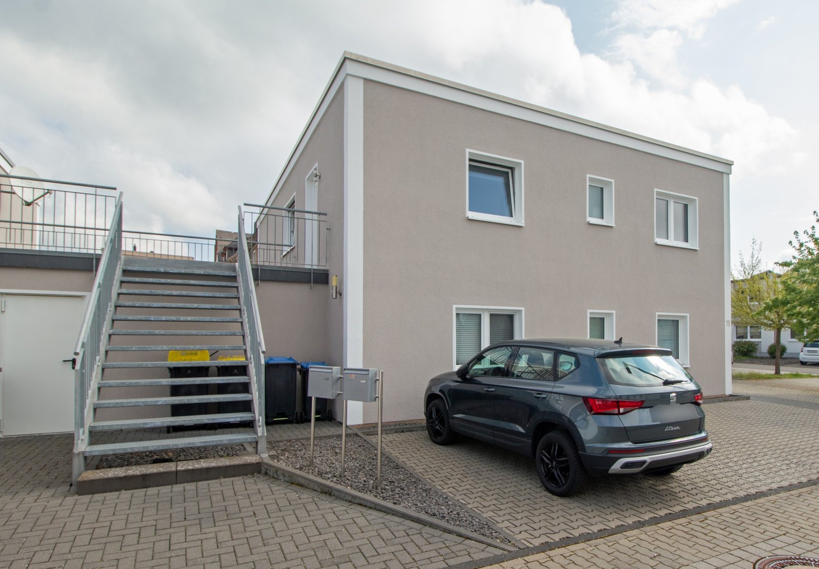 Top moderne Eigentumswohnung mit Terrasse und eigenem Eingang!
