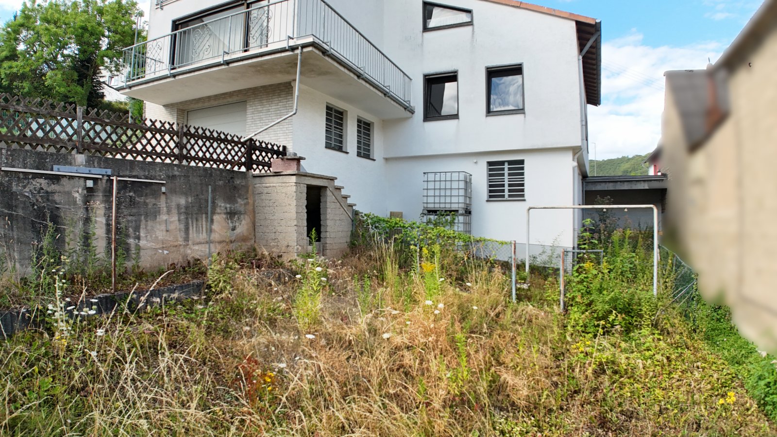 Großzügiges Split-Level-Haus mit viel Potenzial in Rieden!