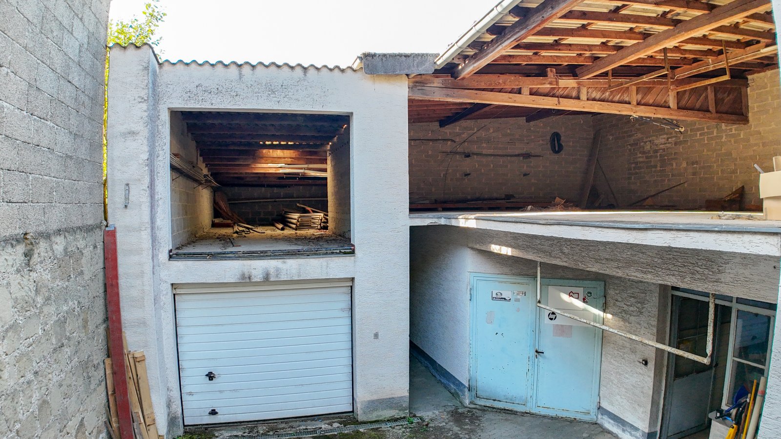 Lagerfläche über Werkstatt und Garage Lagerfläche über Werkstatt und Garage
